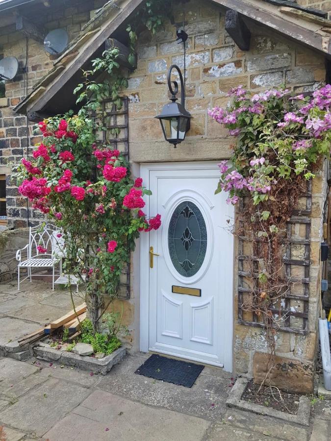 Hawkshead Cottage Glossop Exterior foto
