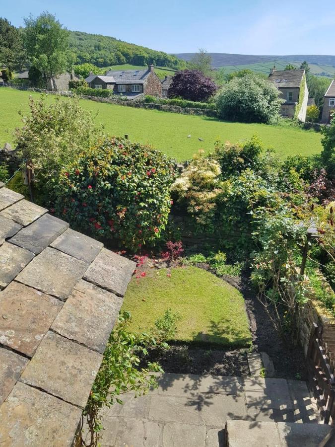 Hawkshead Cottage Glossop Exterior foto