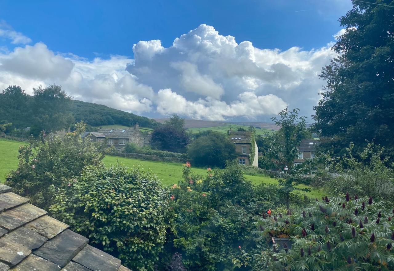 Hawkshead Cottage Glossop Exterior foto