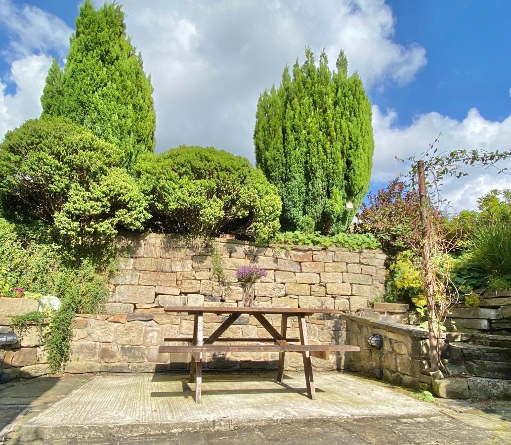 Hawkshead Cottage Glossop Exterior foto